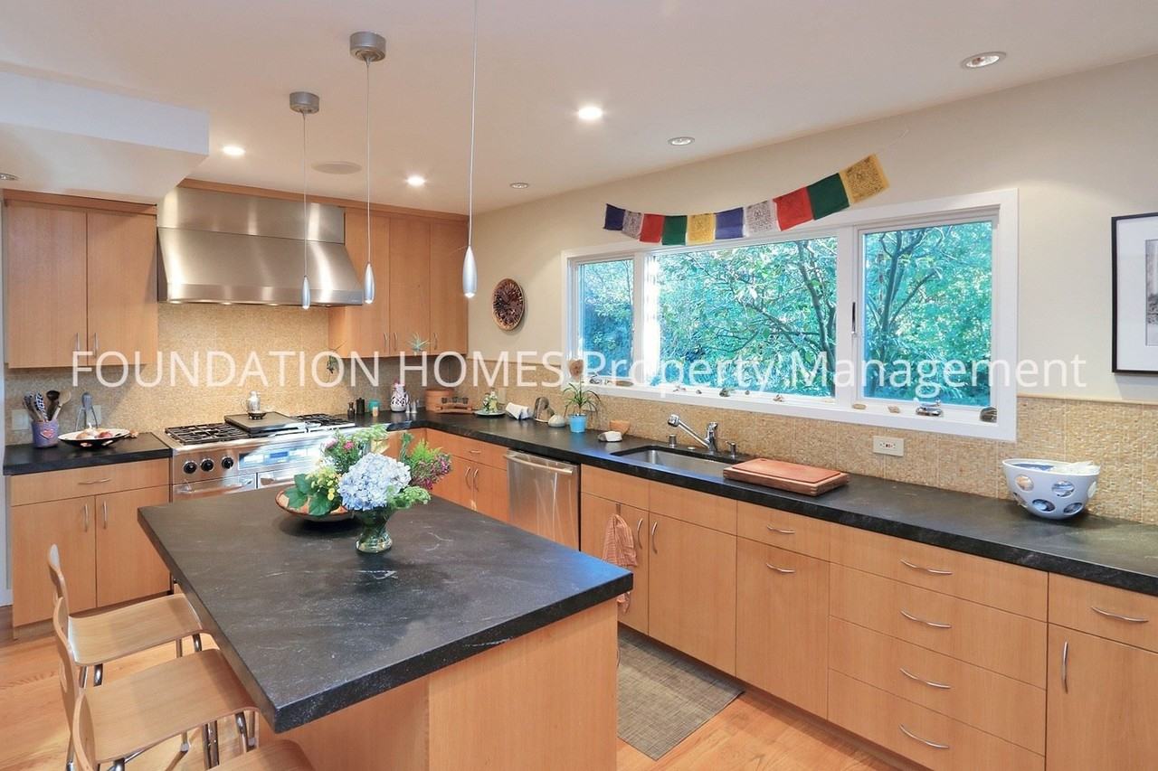 54 Shell Rd - Photo 3 of 18