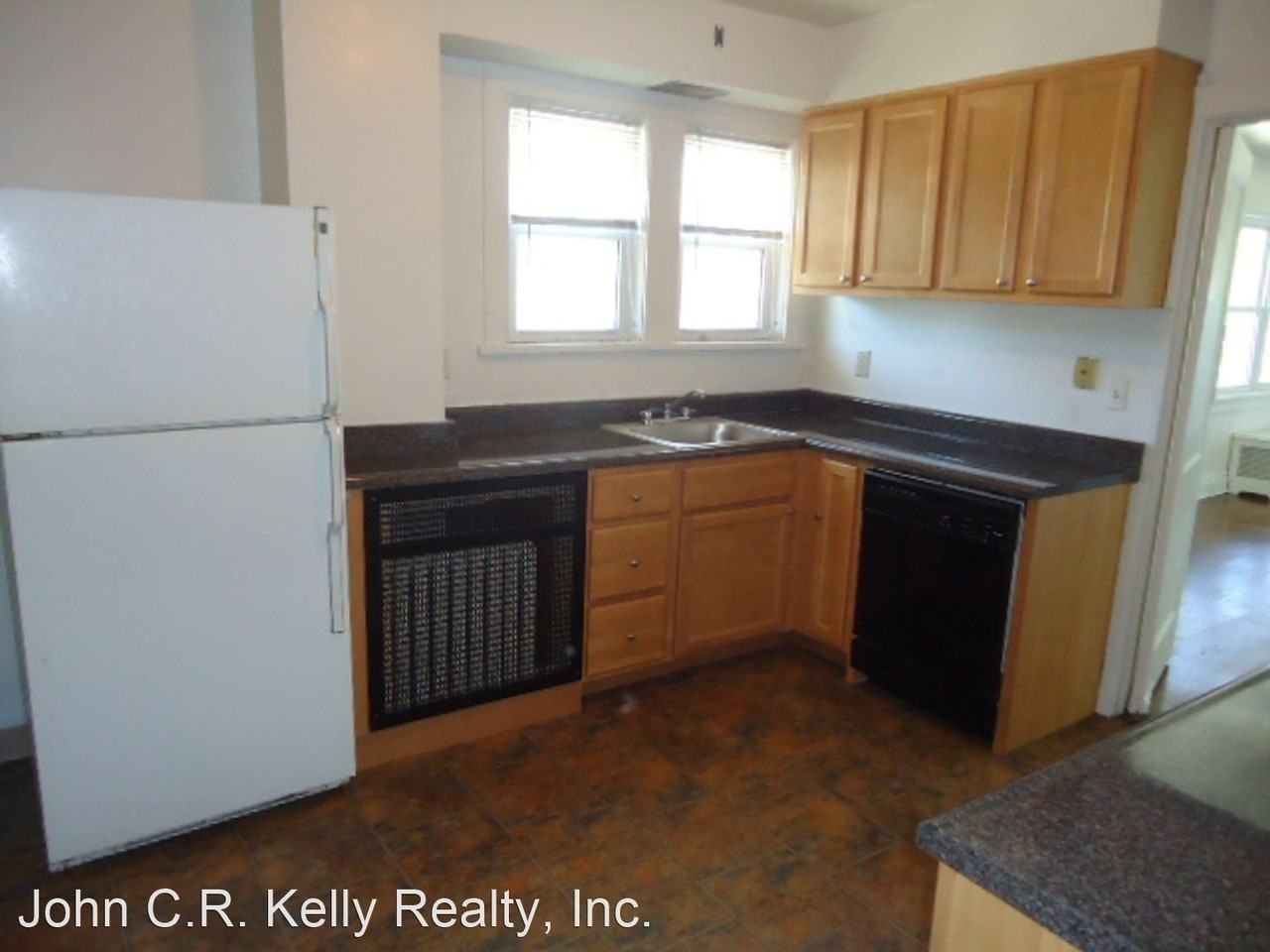 5600-5606 Beacon Street - Photo 3 of 12