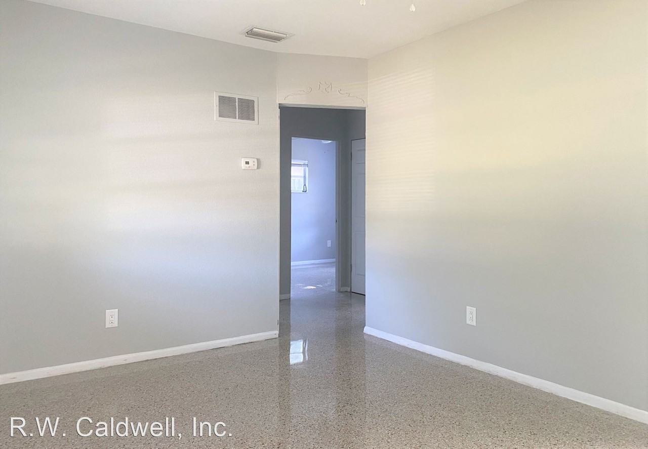 1208 53rd St S - Photo 2 of 12