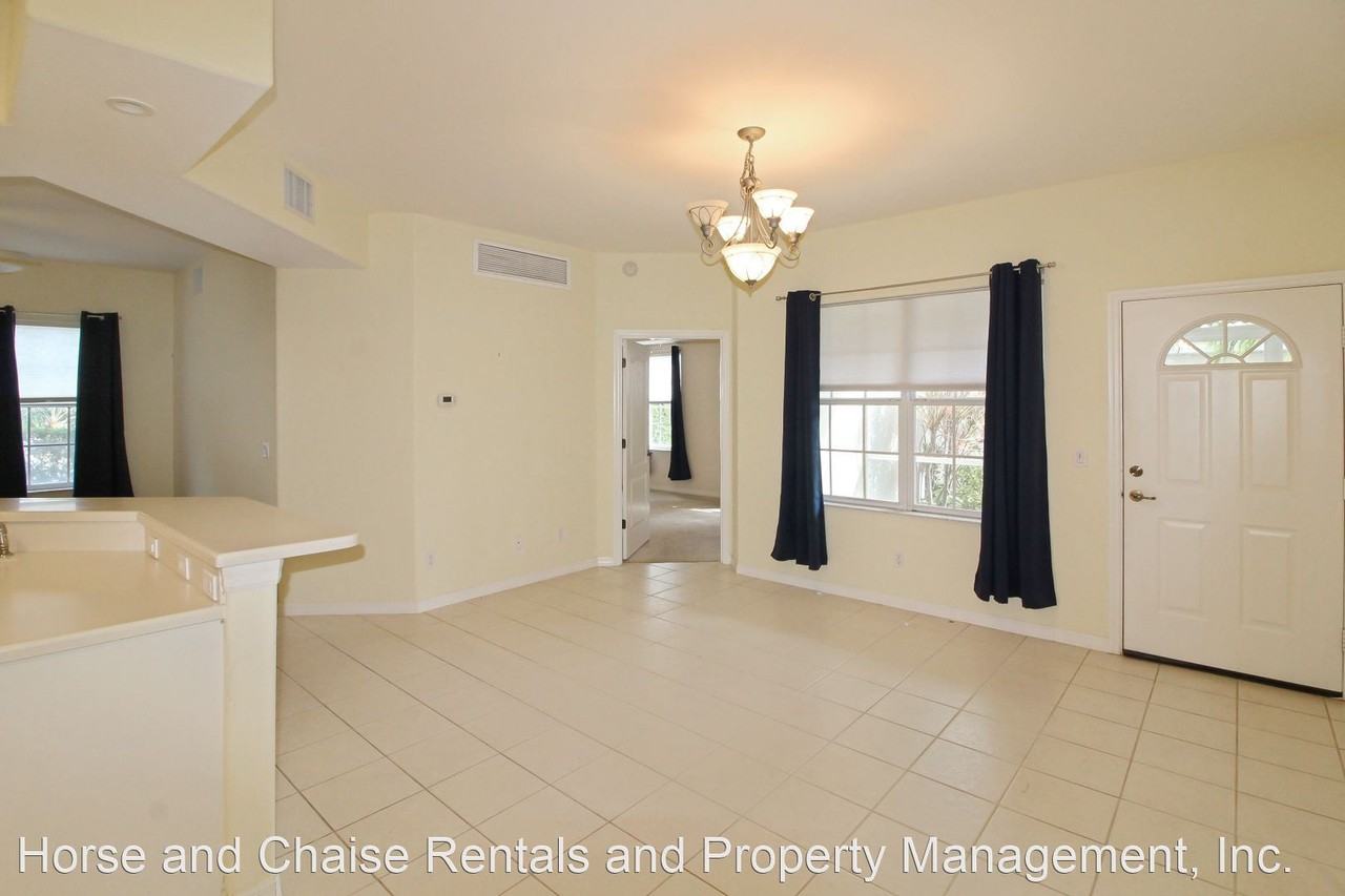 9102 L Pavia Blvd - Photo 2 of 14