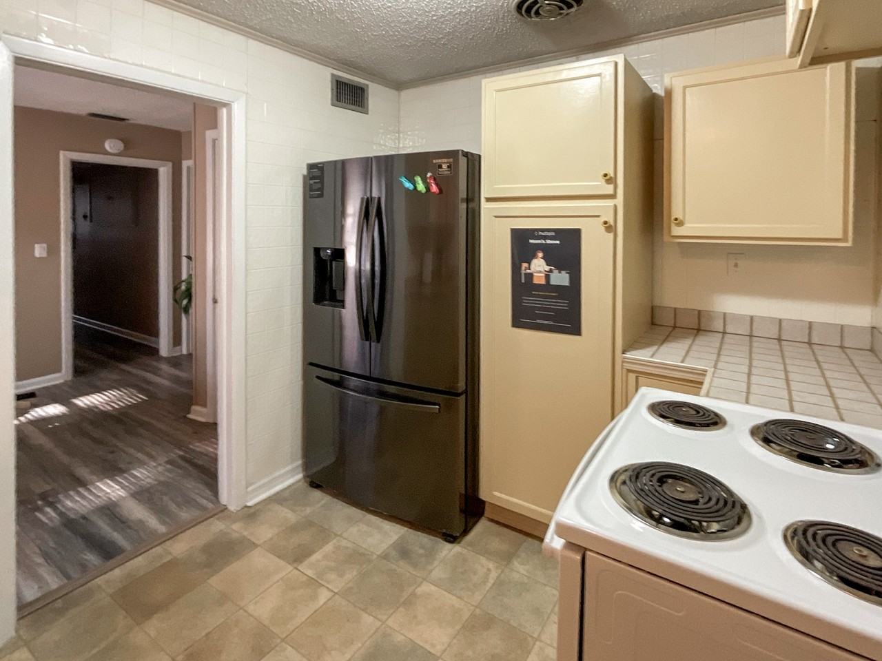 Legay Ave - Photo 3 of 9