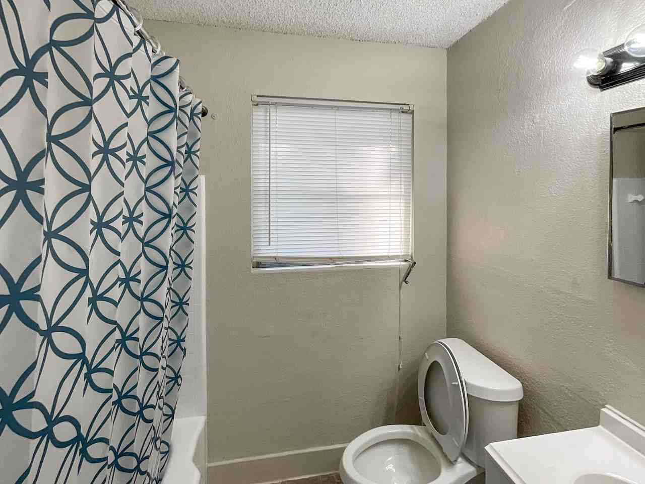 Legay Ave - Photo 4 of 9