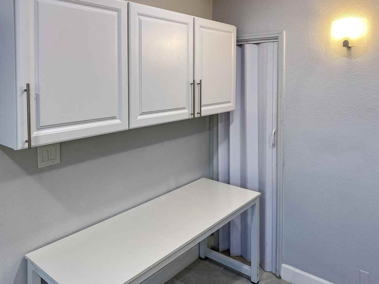 1606 East Phillips Avenue - Photo 5 of 10