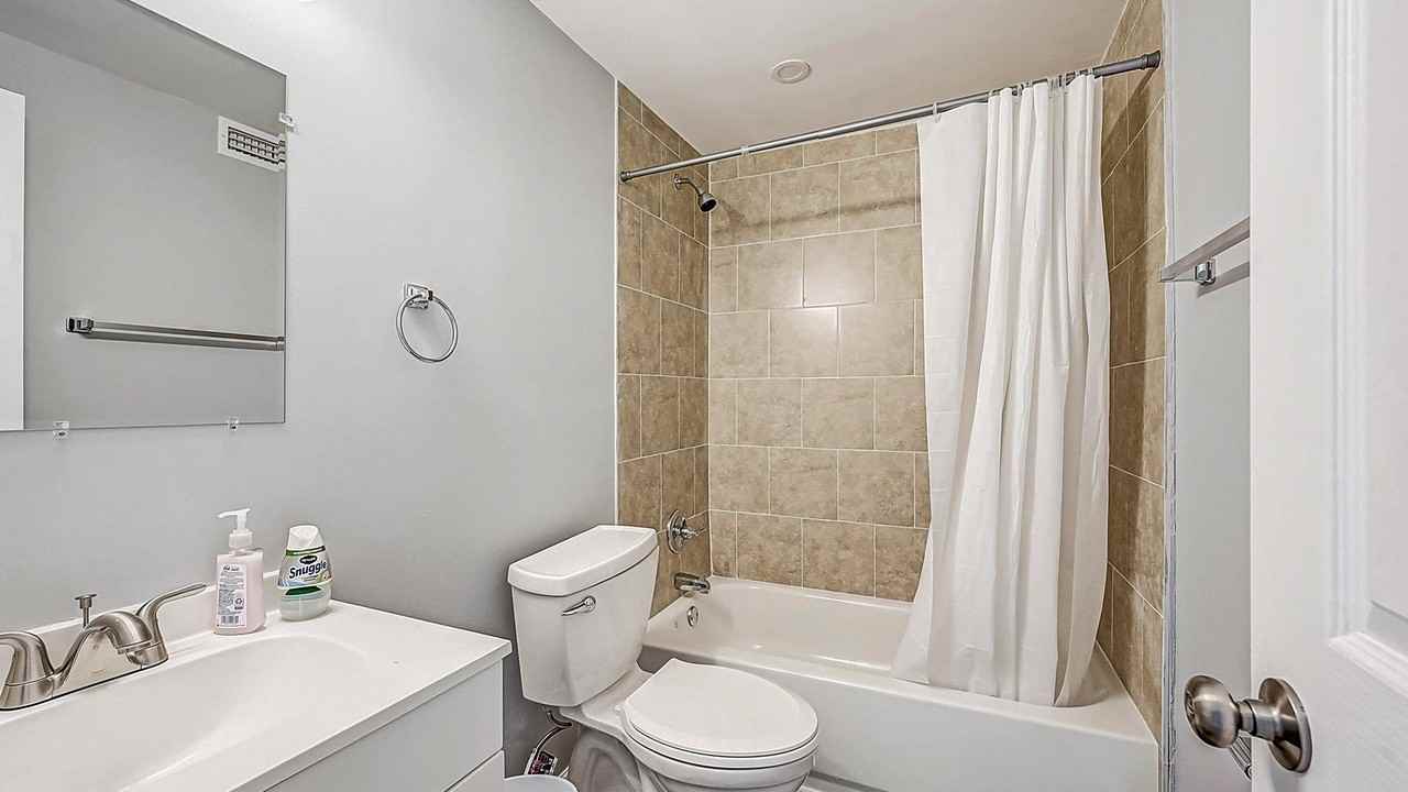 Renne Dr - Photo 4 of 7