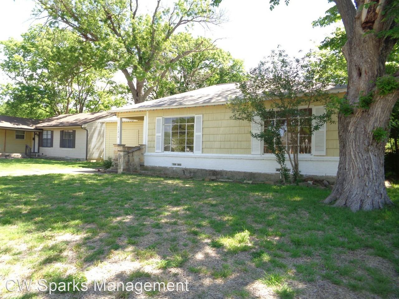 11216 Barbarosa Dr - Photo 2 of 20