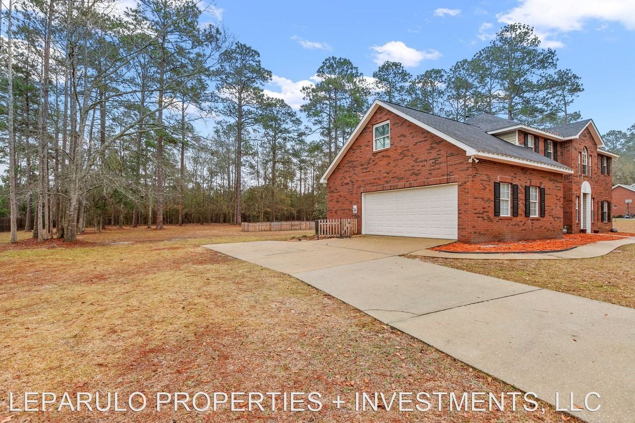 8097 Archer Cir - Photo 3 of 42