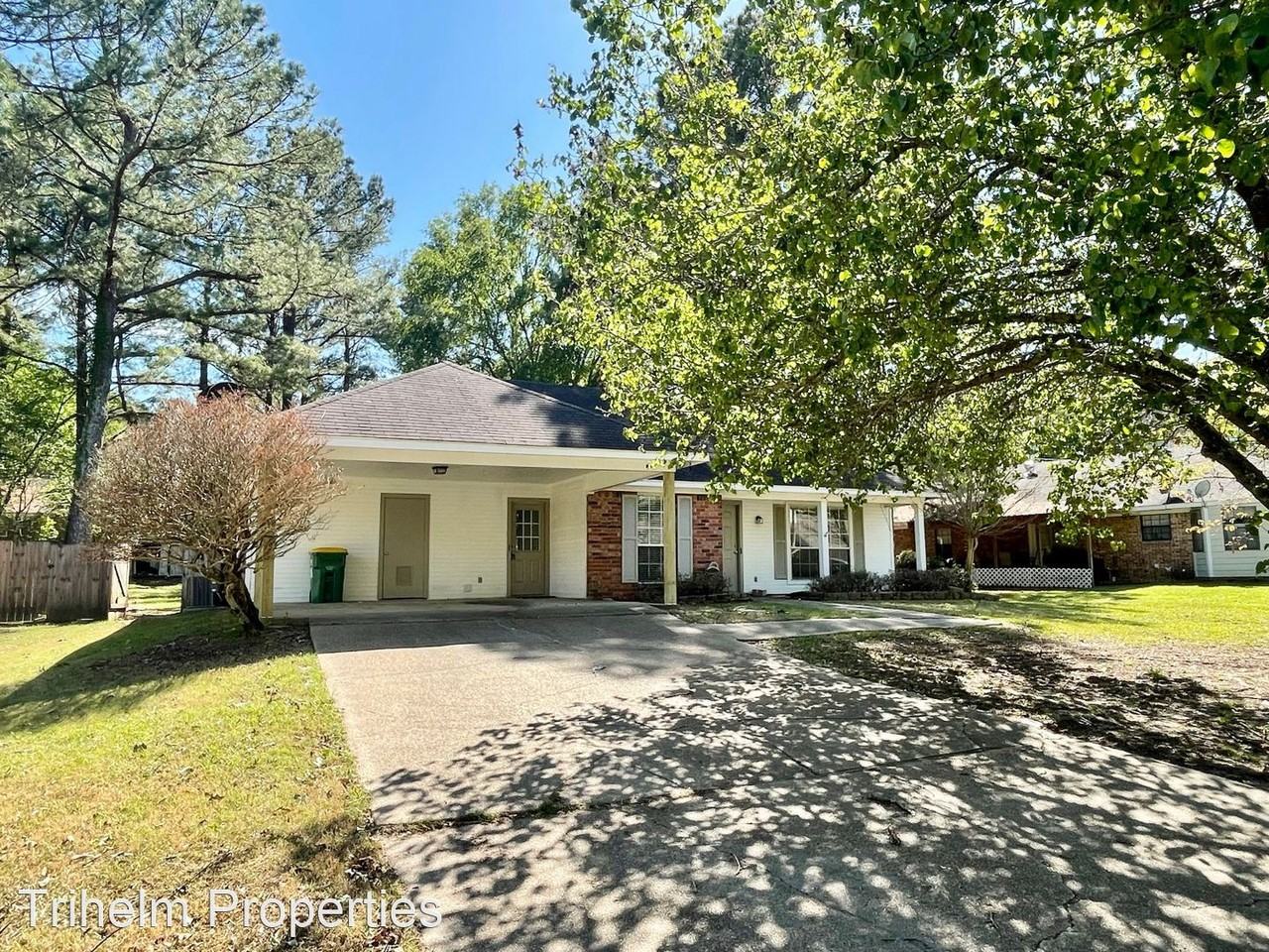 305 Brookwoods Dr - Photo 2 of 12