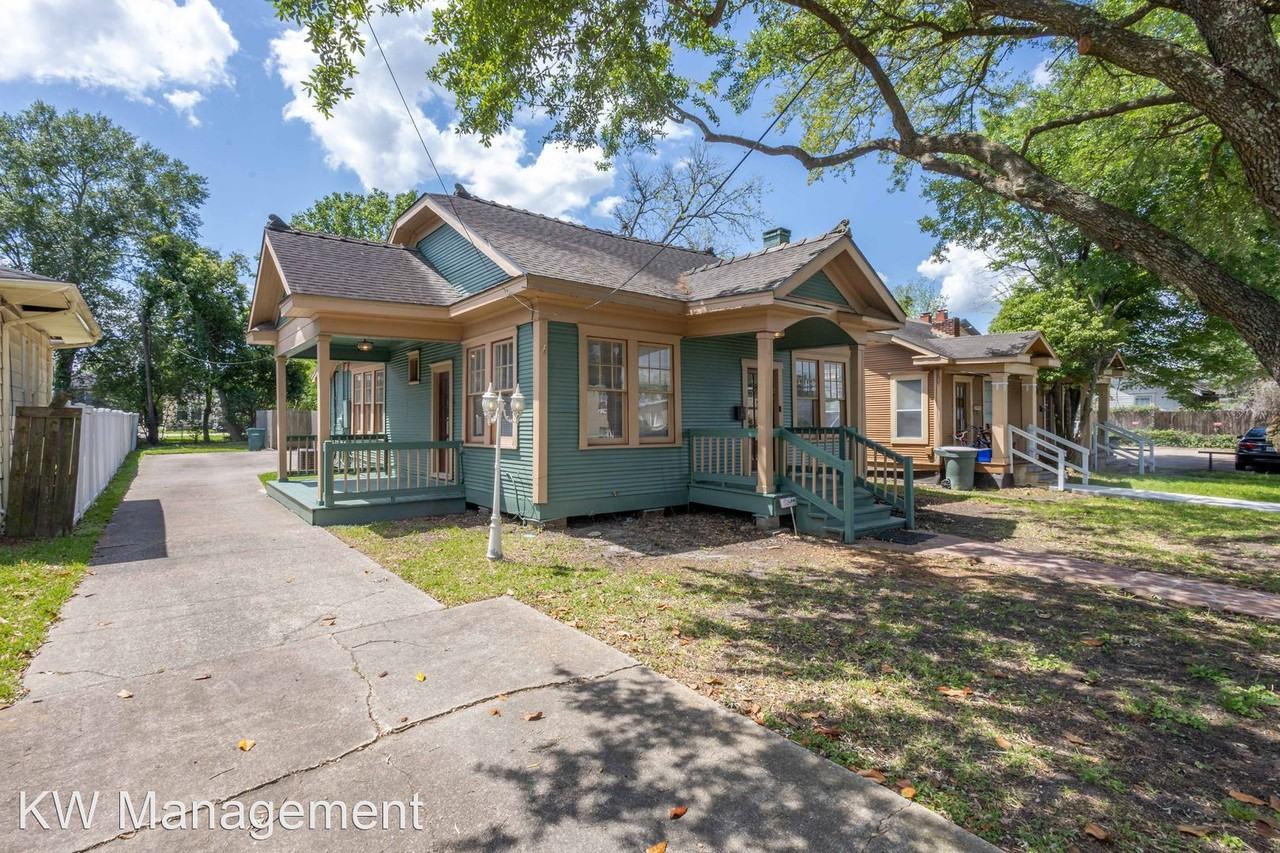 2249 Hazel St - Photo 2 of 33