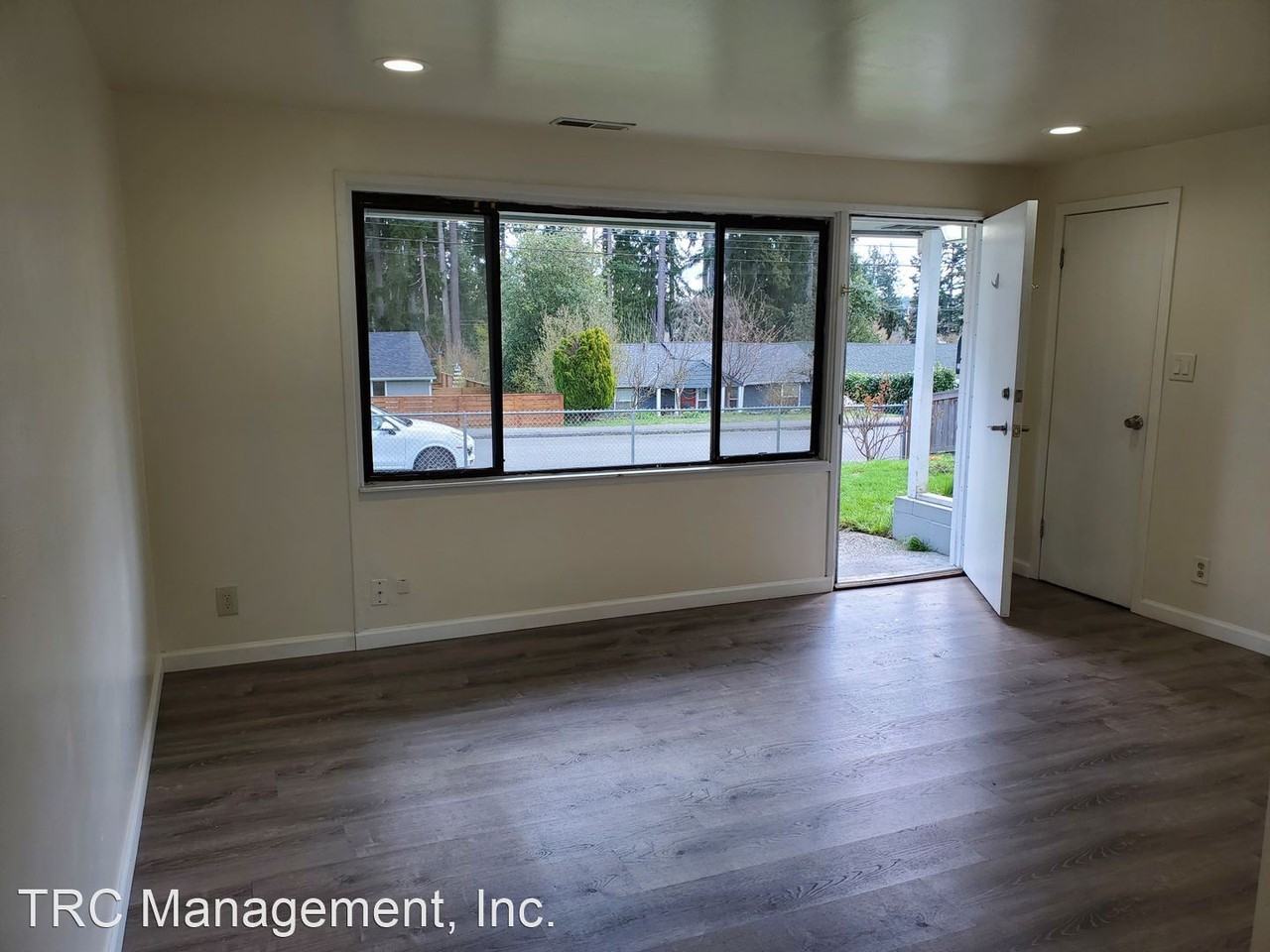 23010 53rd Ave W - Photo 3 of 23