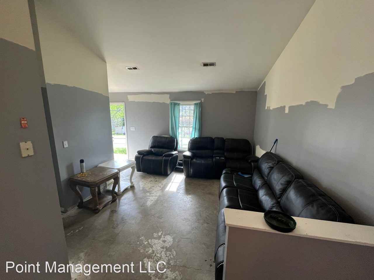 3165 Garden City Blvd Se - Photo 3 of 6