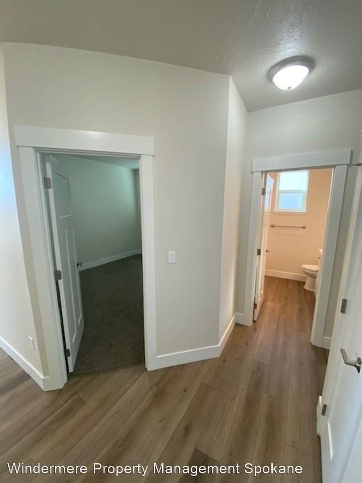106 N Fir Ave #A - Photo 3 of 24