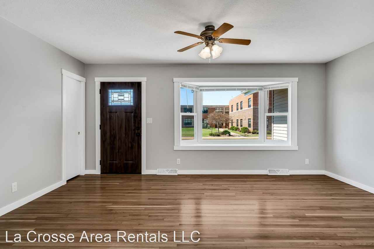423 N Main St - Photo 2 of 25