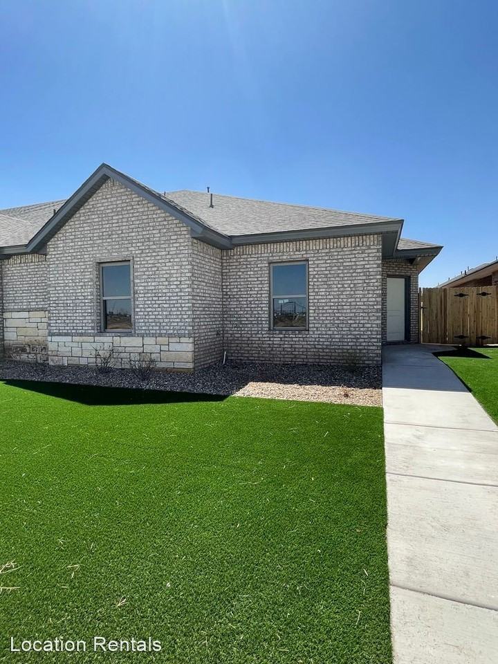 2541 134th St - Photo 2 of 10