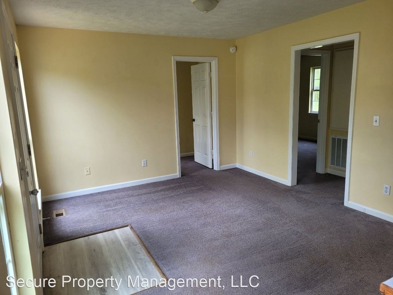 124 Meadowbrook Dr - Photo 2 of 13