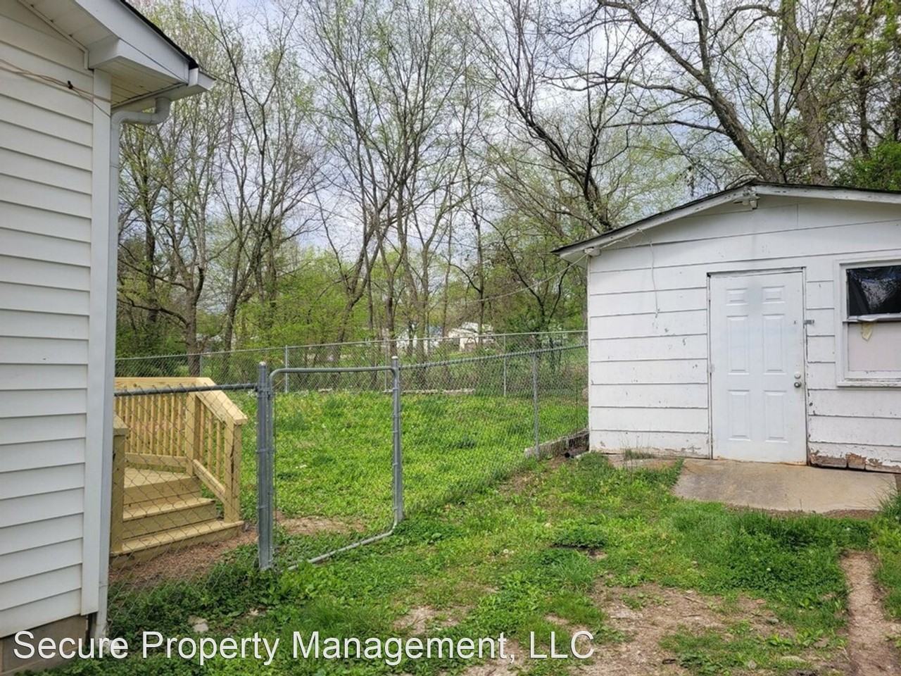 124 Meadowbrook Dr - Photo 3 of 13