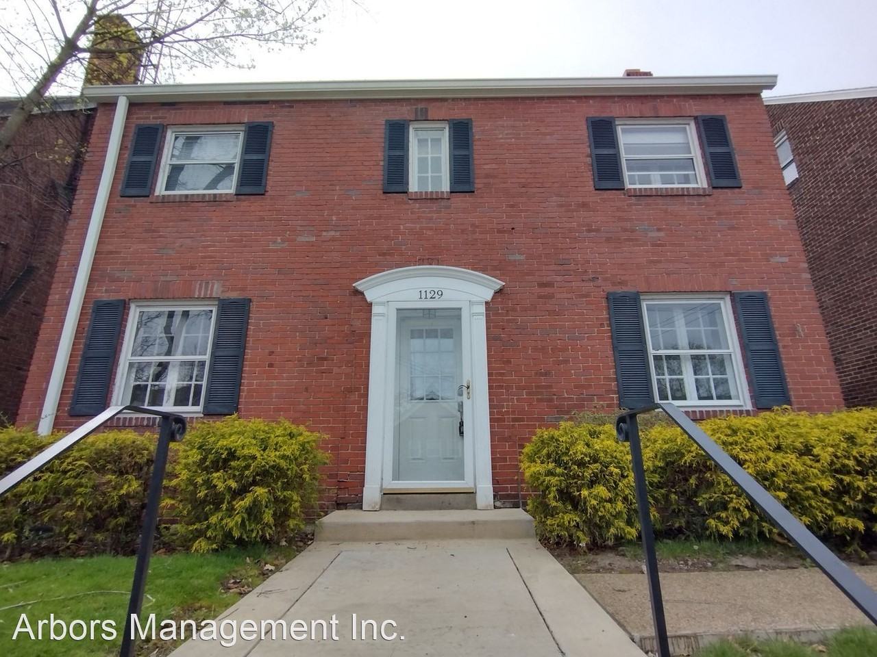 1129 Winterton St - Photo 2 of 18