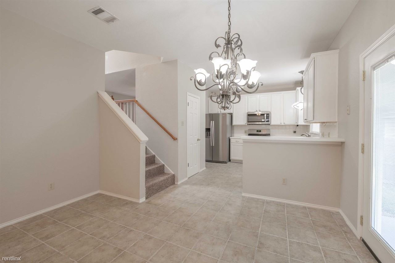 1011 Gazania Dr - Photo 2 of 14