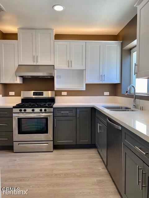 4446 Ocean View Blvd - Photo 2 of 10