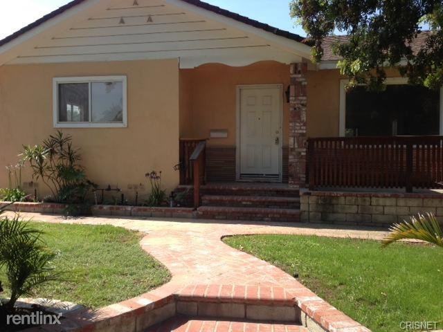 17456 Emelita St - Photo 3 of 10