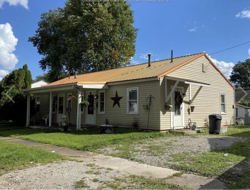 2707 Furlong Ave - Photo 2 of 3