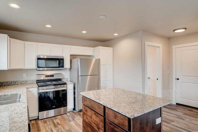 517 Sparrow Rd - Photo 5 of 30