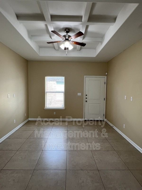 2506 E Garfield Ave #1 - Photo 2 of 14