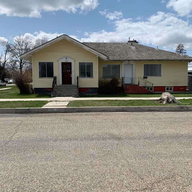 1619 4th St S - Photo 2 of 11