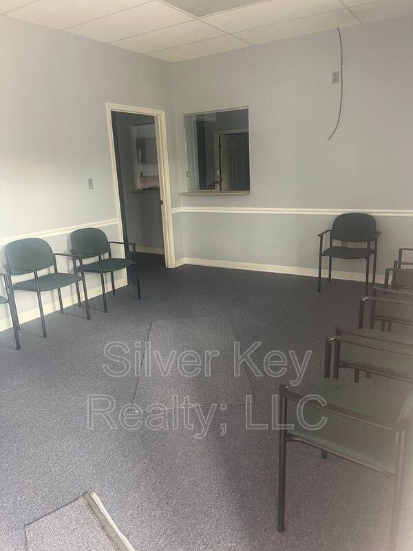 305 Grady Rd #A - Photo 2 of 5