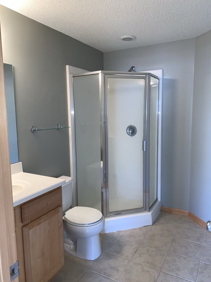 7507 Parkridge Ln - Photo 6 of 21