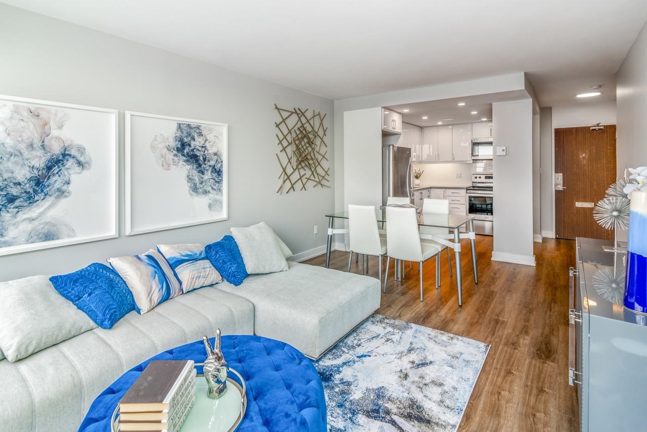 Applewood on the Park Apartments 1177 Bloor St, Mississauga, ON L4Y