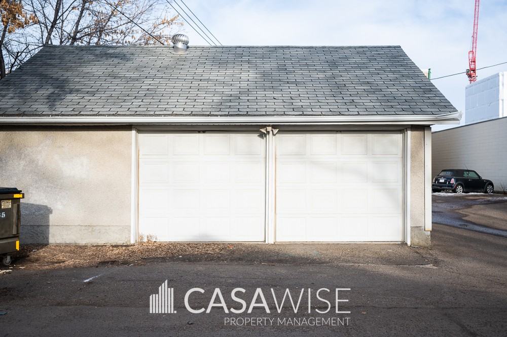 10622G 124 St Nw - Photo 2 of 4