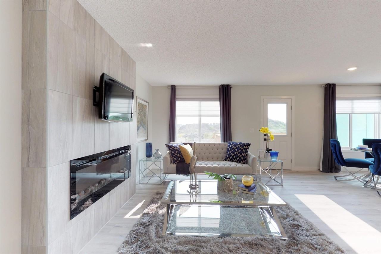 10121 Scona Gardens - Photo 2 of 18