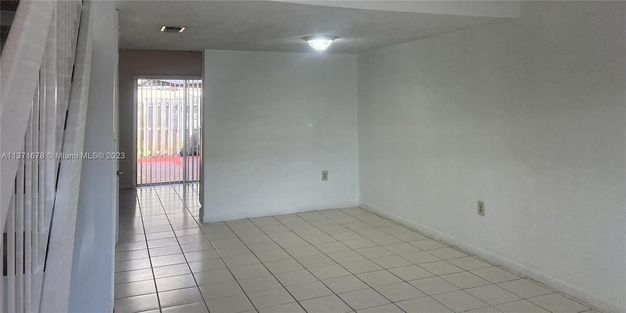 8261 Nw 5th Ter #329 - Photo 3 of 11