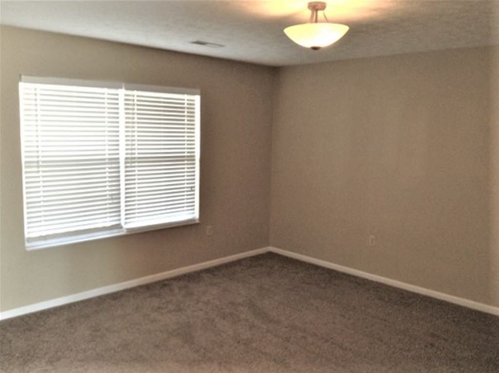 3004 Clearstream Way - Photo 2 of 11