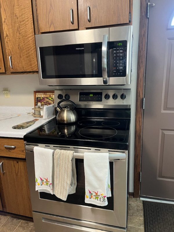 7849 W Norwich St - Photo 2 of 20