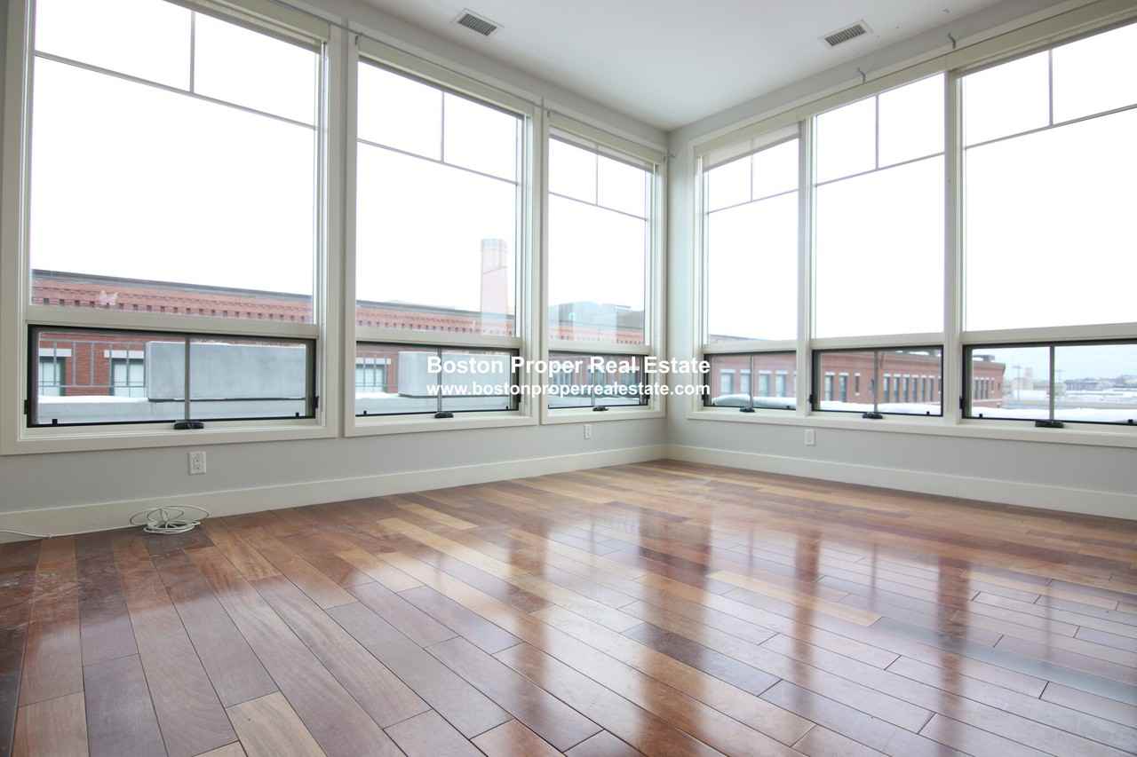 520 Harrison Ave #502K