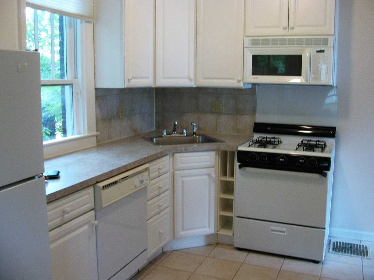 7223 Lyndover Pl #NA - Photo 3 of 7