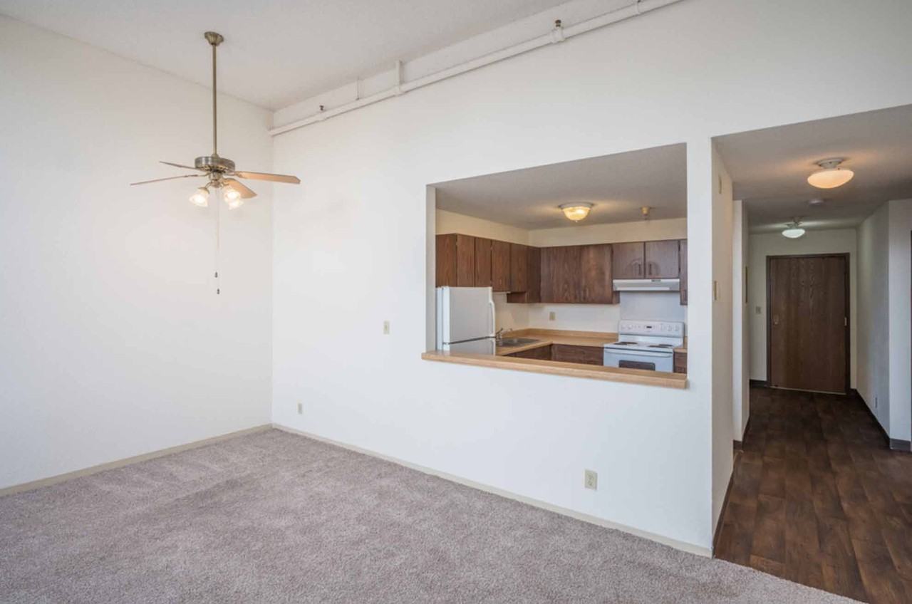 Heritage House - Photo 4 of 19