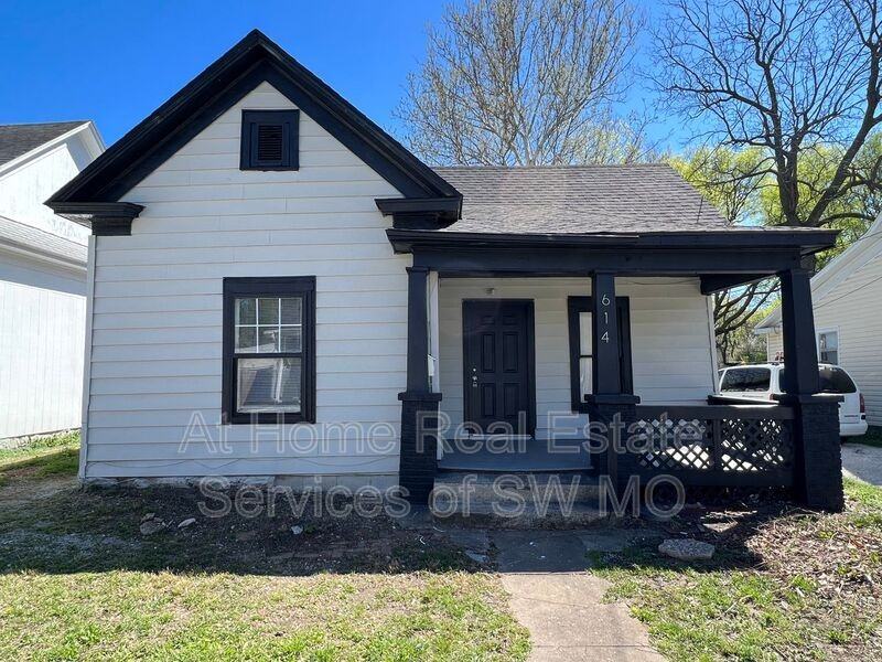 614 W Harrison St, Springfield, MO 65806 2 bedroom House Rental Zumper