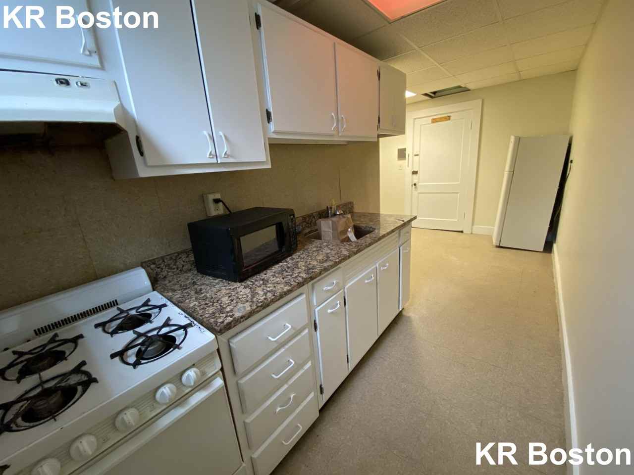 17-19 Washington St. & Florence Street #19B - Photo 6 of 19