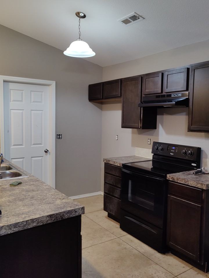 443 N Young St #NA - Photo 2 of 11