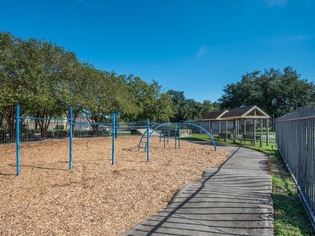 2011 Ward Rd - Photo 2 of 12