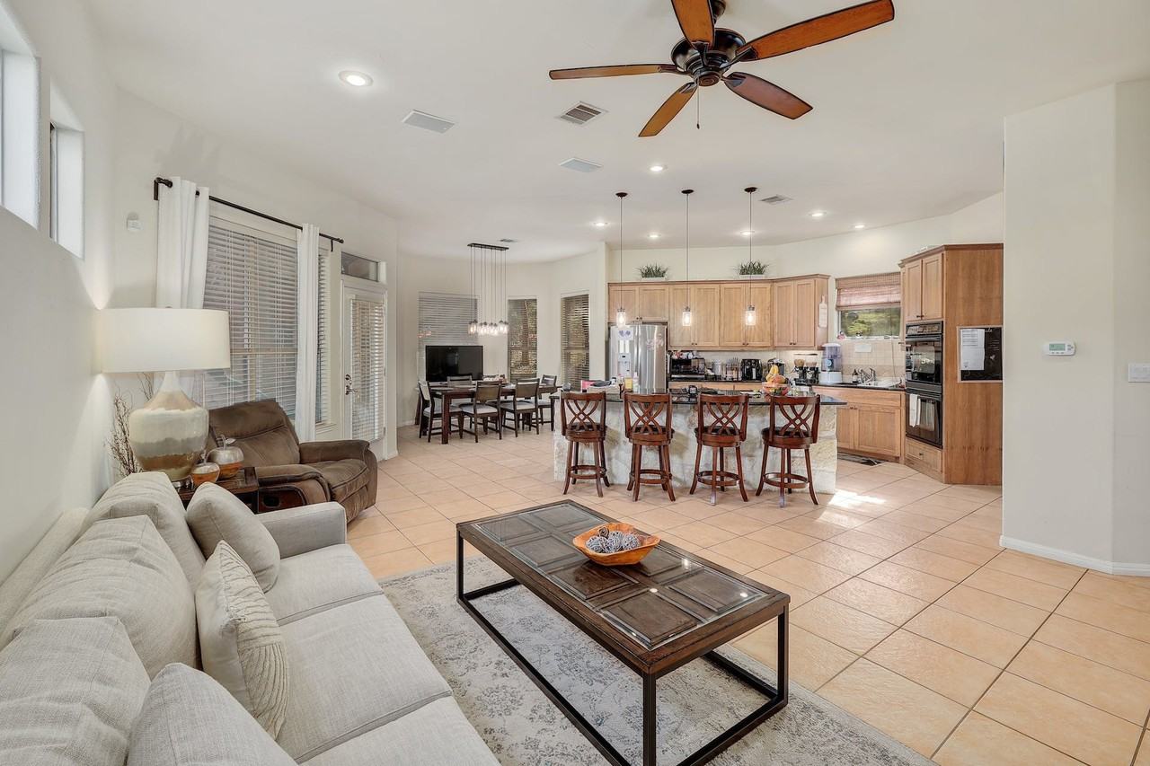 101 Cheerful Ct #1 - Photo 2 of 10