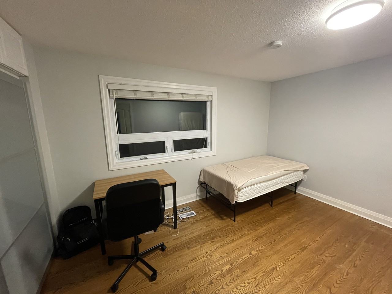 954 Farrell Street - Photo 2 of 13