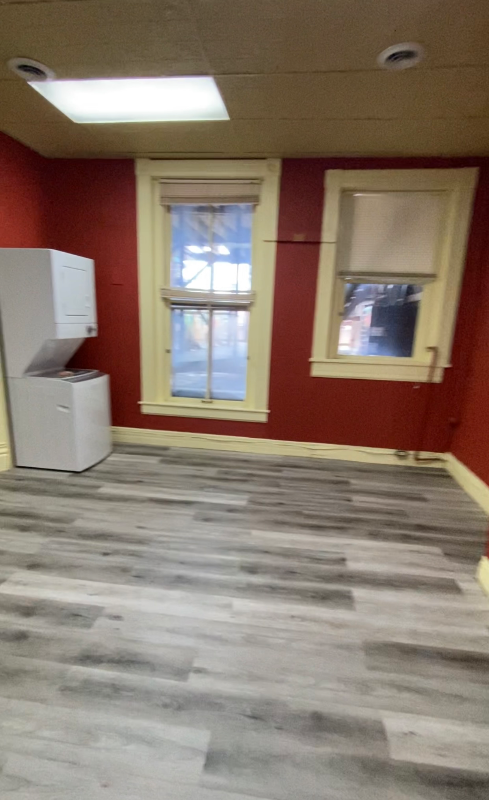 122 1/2 E Morrison St #A - Photo 3 of 10