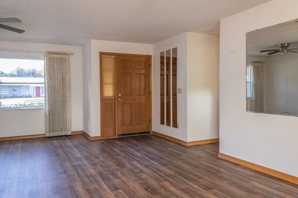 919 E Michigan Ave #1 - Photo 2 of 10
