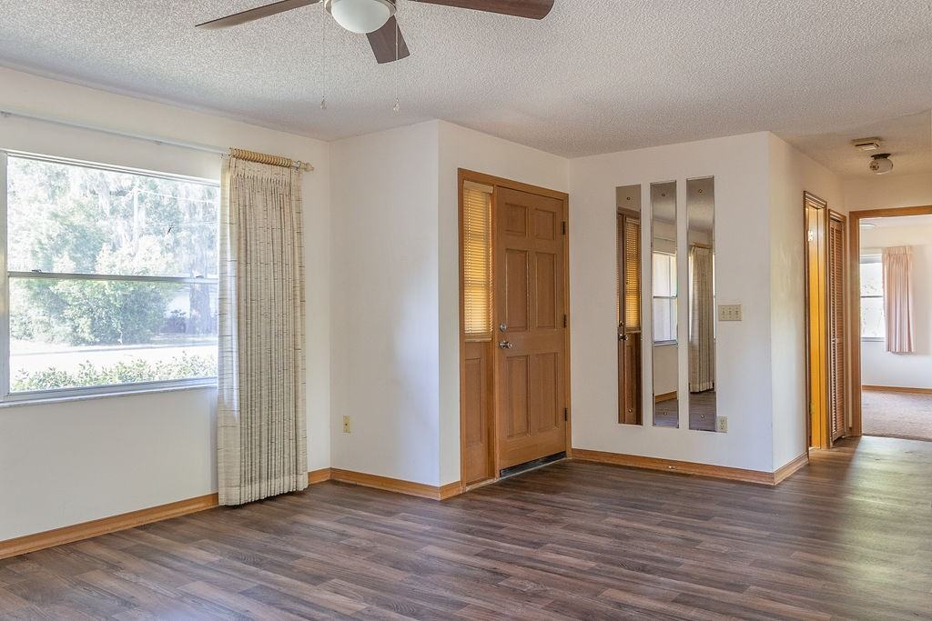919 E Michigan Ave #1 - Photo 3 of 10