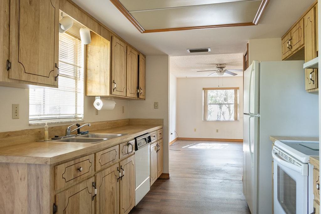 919 E Michigan Ave #1 - Photo 6 of 10