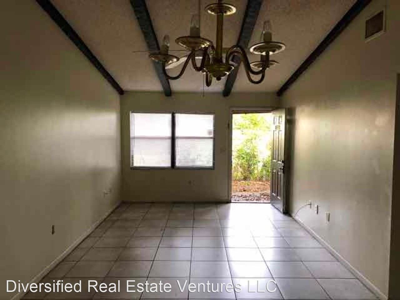 1648 Crystal Park Cir - Photo 3 of 15