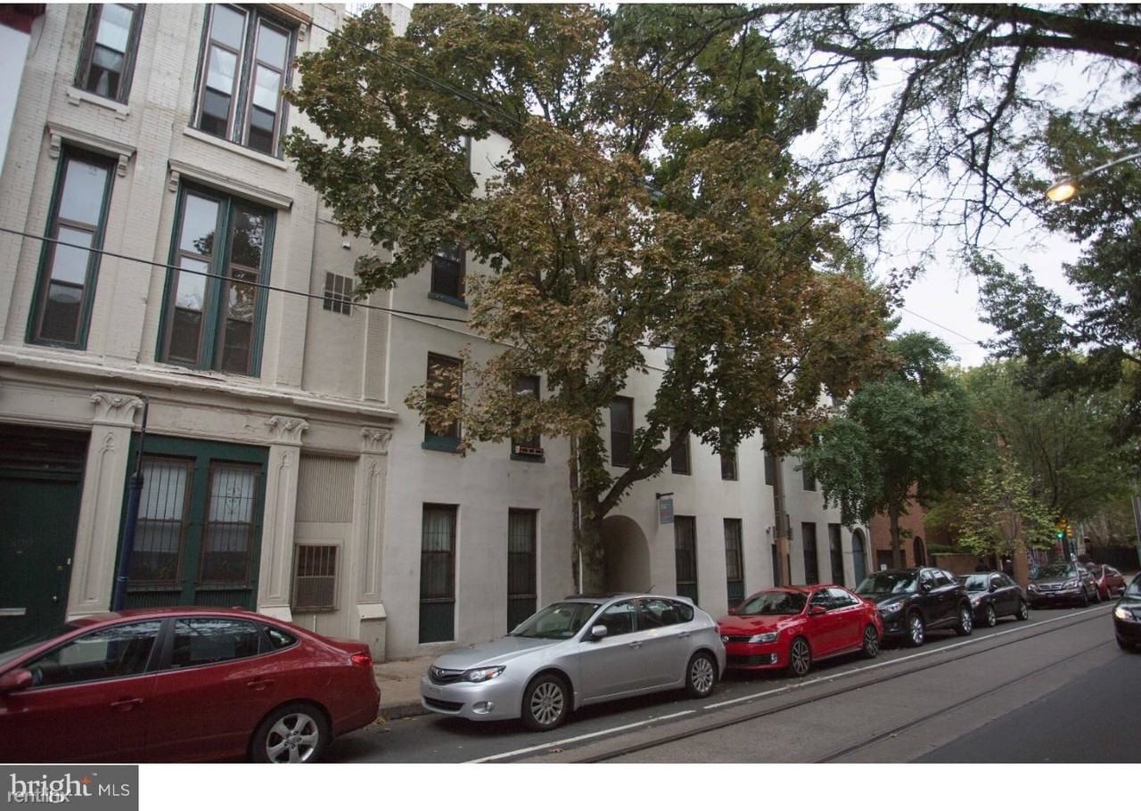 409 S 11th St - Photo 3 of 11